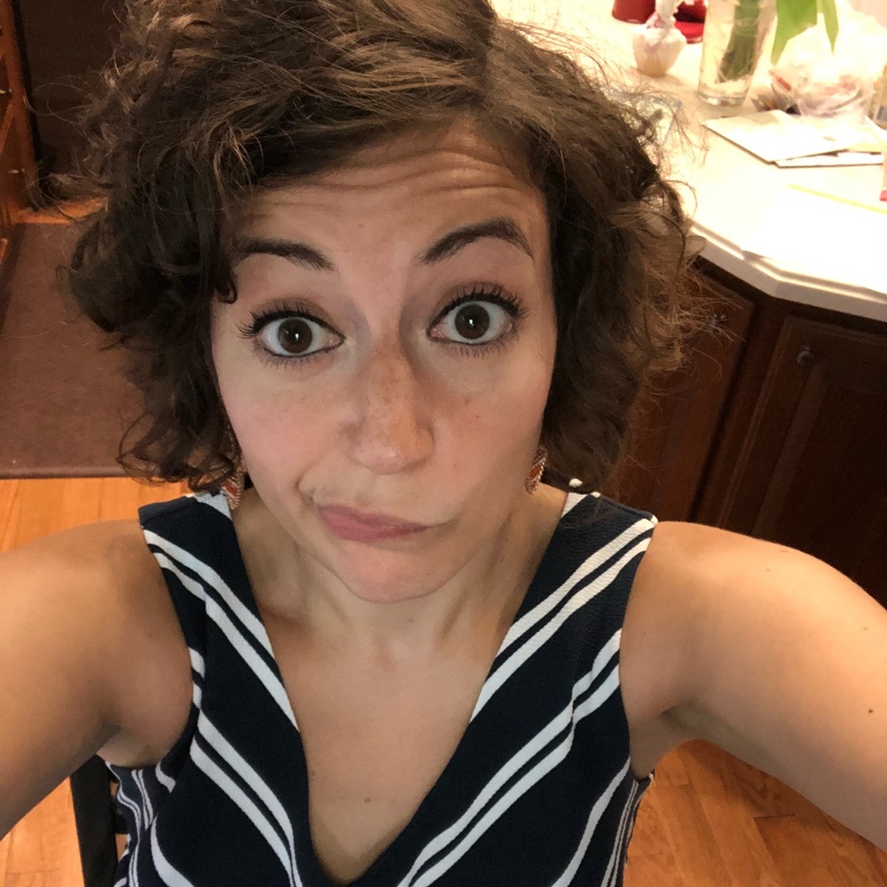 Meet your Posher, Paola